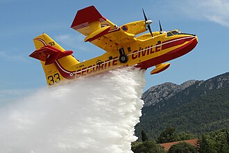 Canadair CL-415
